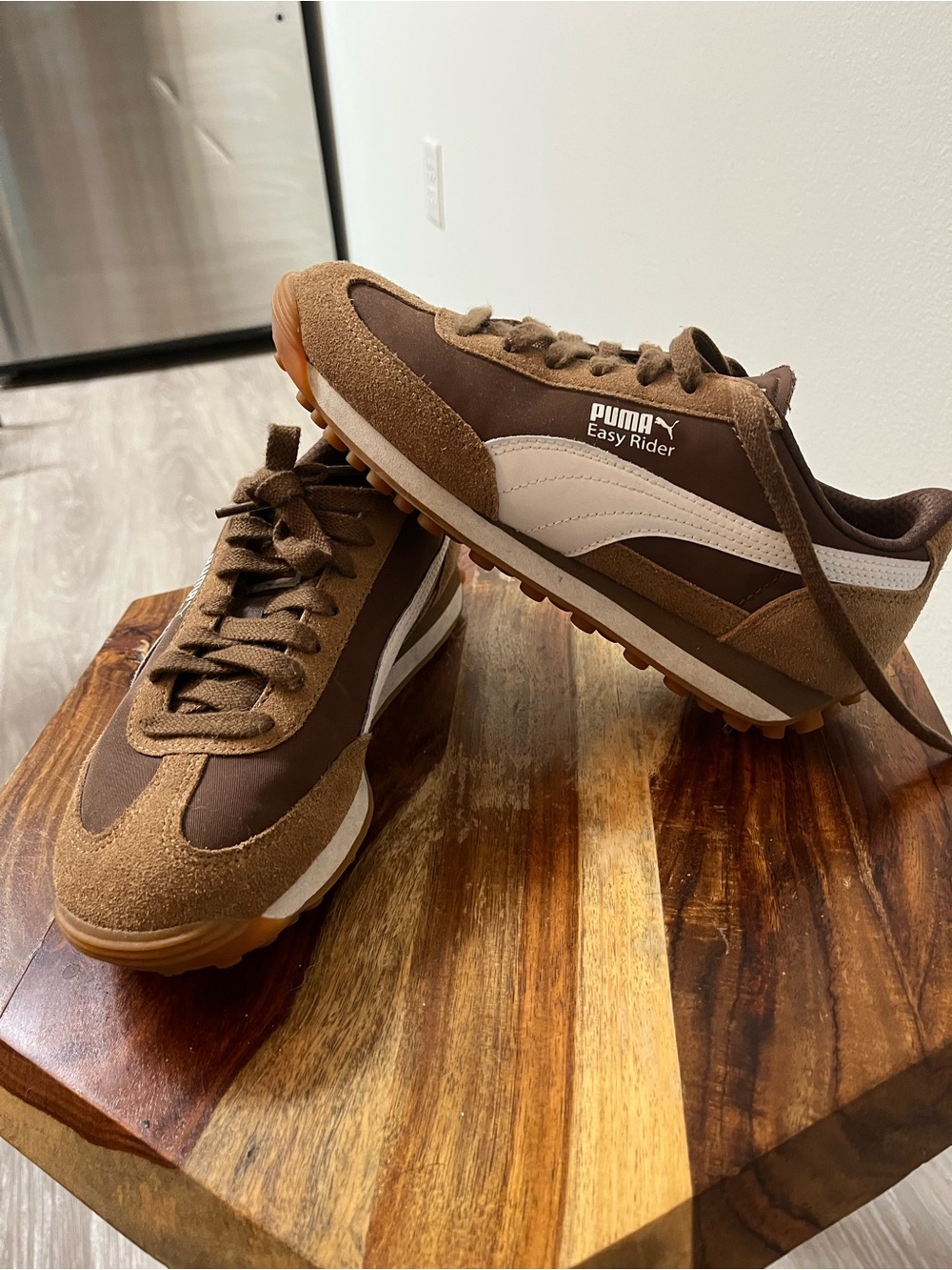 Puma Easy Rider Men's Brown and White Low-Top Sneakers